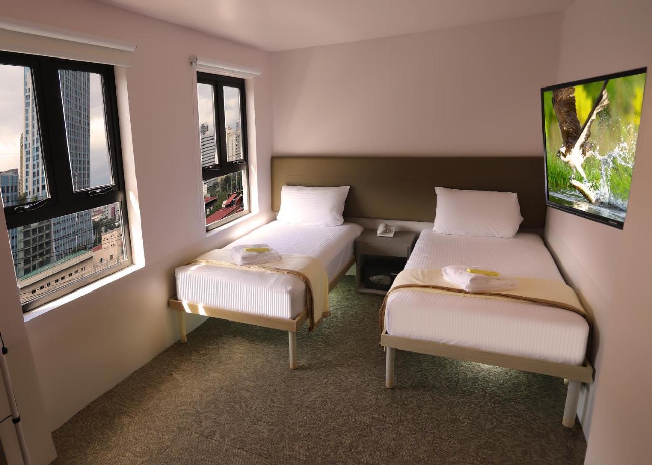 1010 Hotel Muntinlupa City Extérieur photo